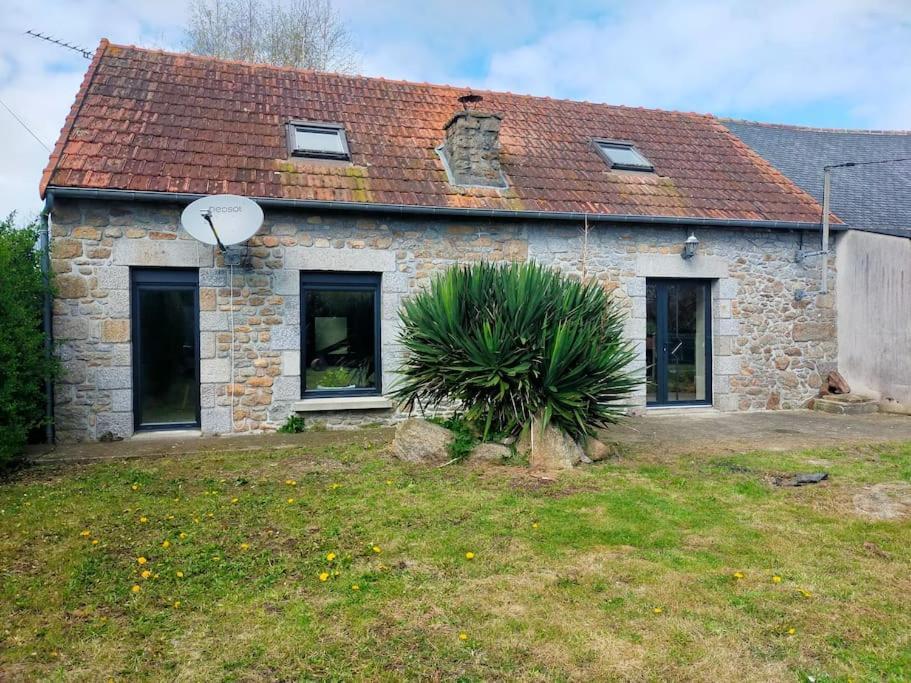 Maison Au Calme Bord De Mer Jullouville-les-Pins Exteriér fotografie